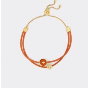 Tory Burch Kira Enameled Slider Bracelet ❤️✨
Bold | Chic | Luxe ❤️✨